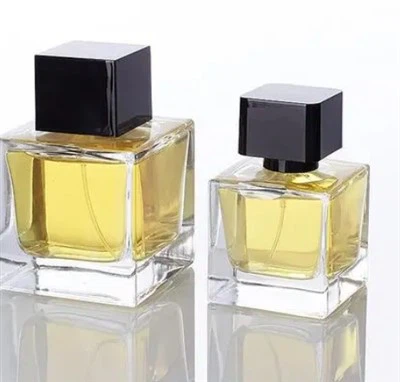 Flacon de parfum transparent
